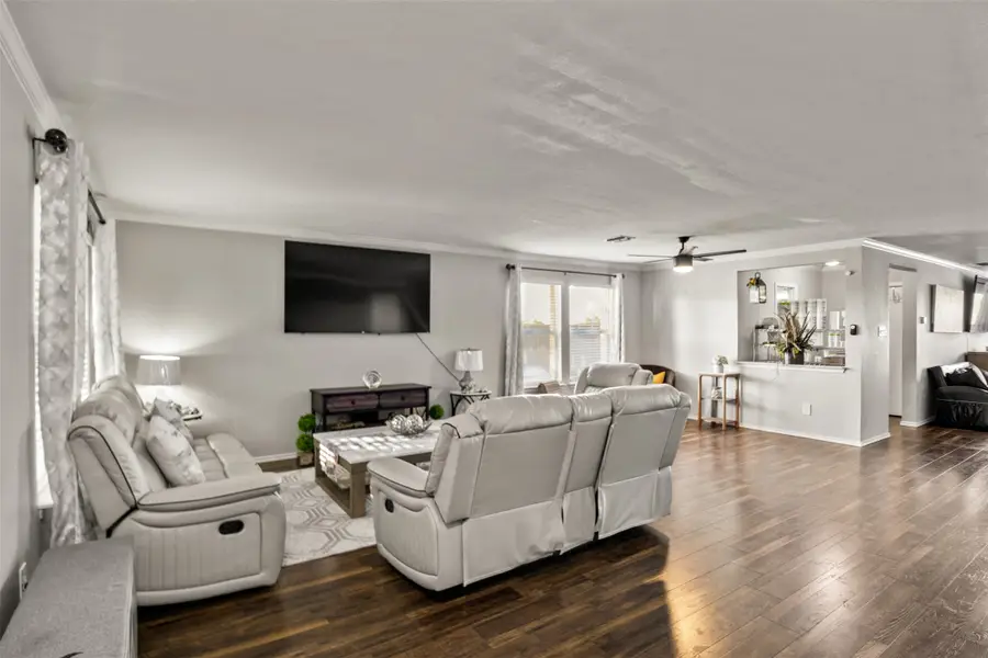 4600 Leslie Lane, Balch Springs, TX 75180 - Image #3