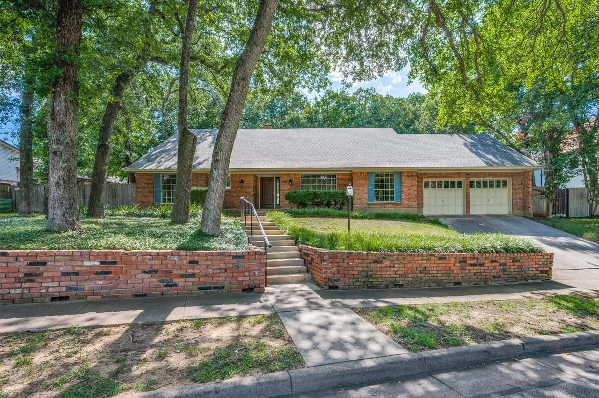 1902 Mossy Oak Street, Arlington, TX 76012 - Image #1