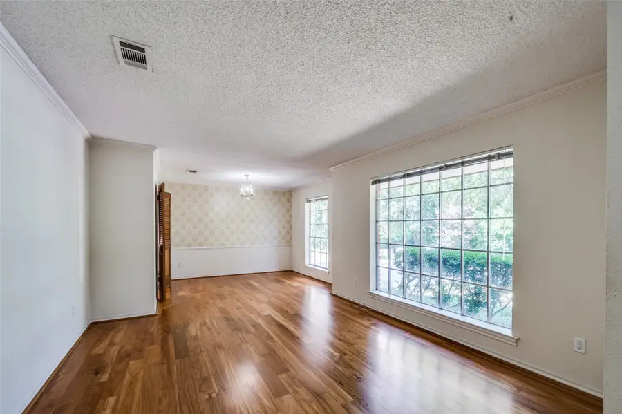 1902 Mossy Oak Street, Arlington, TX 76012 - Image #3