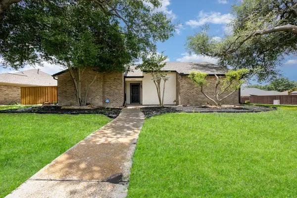 3104 Cross Bend Road, Plano, TX 75023