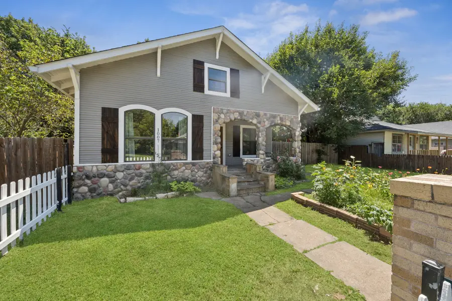 1007 N Cleveland Avenue, Sherman, TX 75090 - Image #3