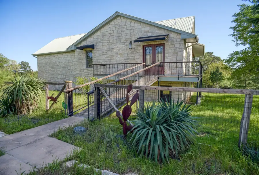 490 John Craft Road, Red Rock, TX 78662 - Image #3