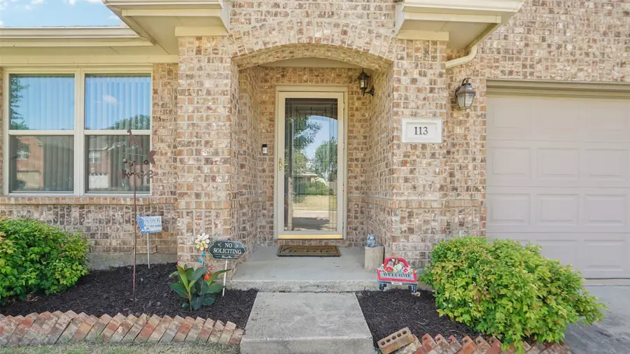 113 Ellicott Drive, Roanoke, TX 76262 - Image #2