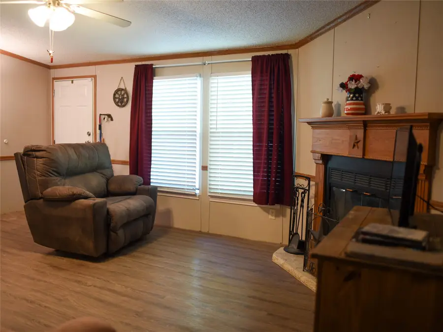 227 Sheryl Lane, Denison, TX 75021 - Image #3