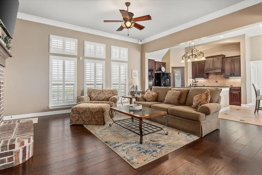 4932 Ridge Circle, Benbrook, TX 76126 - Image #2