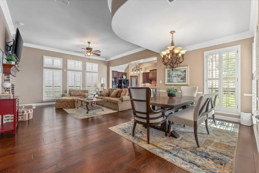 4932 Ridge Circle, Benbrook, TX 76126 - Image #3