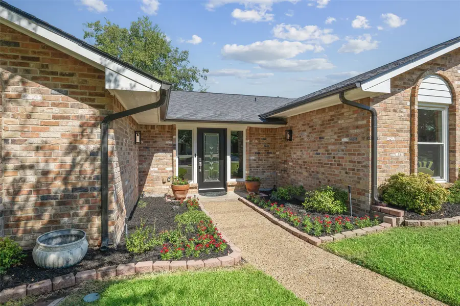 6661 Hillwood Lane, Dallas, TX 75248 - Image #2