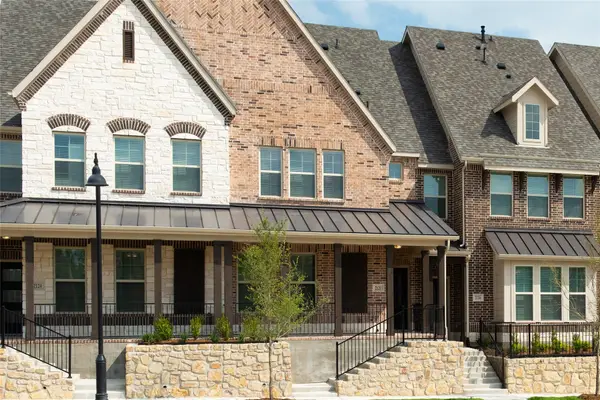 2120 Naples Drive, Rowlett, TX 75088