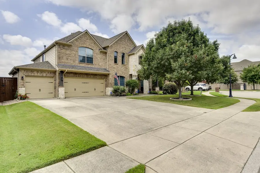 1202 Newcastle Street, Roanoke, TX 76262 - Image #2