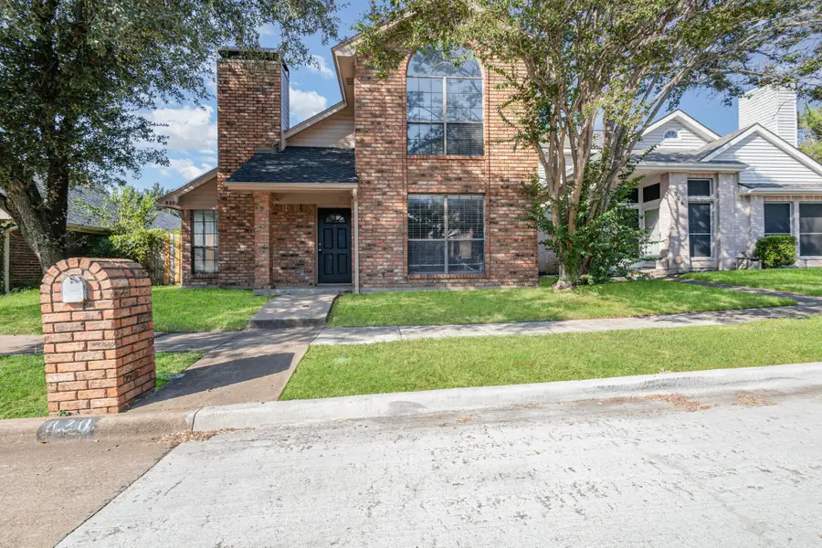 820 Greenridge Drive, Arlington, TX 76017 - Image #2