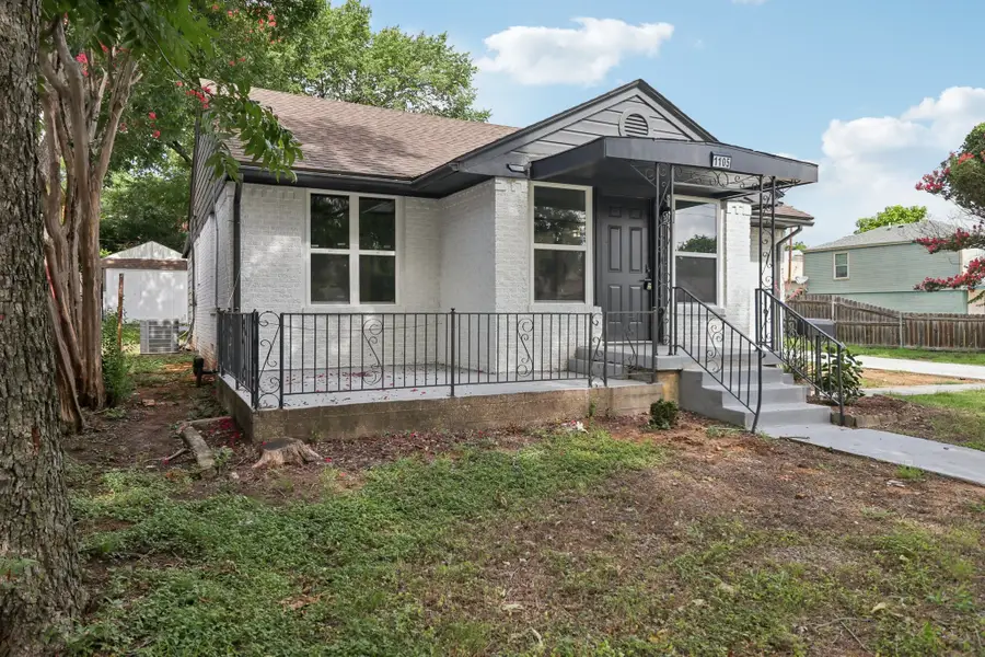 1105 N Sylvania Avenue, Fort Worth, TX 76111 - Image #3