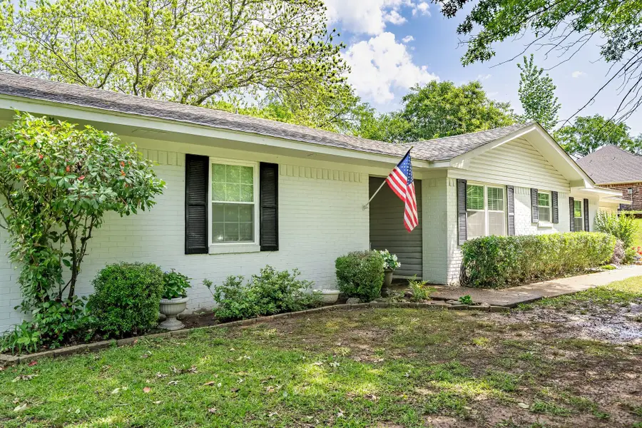 631 County Road 3210, Mount Pleasant, TX 75455 - Image #2