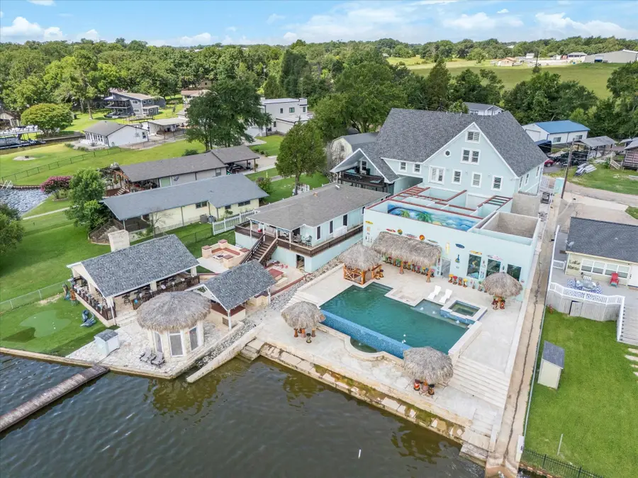 220 Pin Oak, Mabank, TX 75156 - Image #2