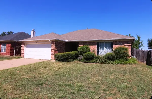 4201 Highgrove Drive, Arlington, TX 76001