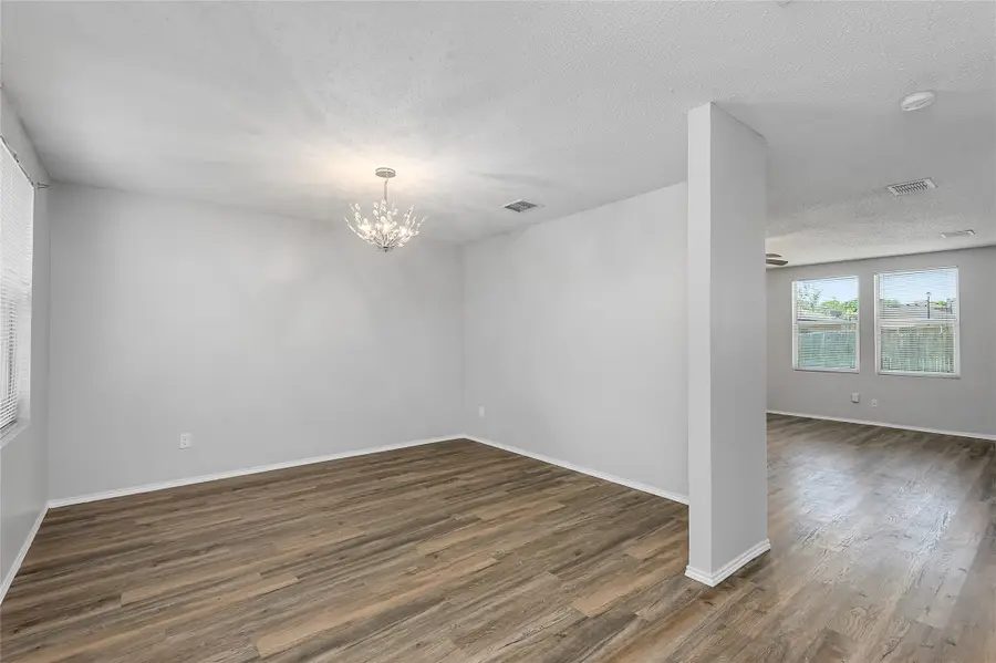 1215 Sullivan Drive, Cedar Hill, TX 75104 - Image #3