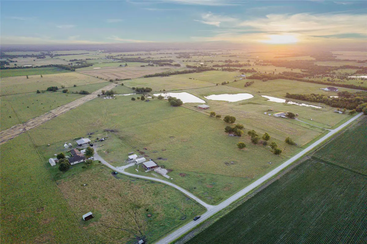 2546 County Road 4720, Wolfe City, TX 75496 - Image #1