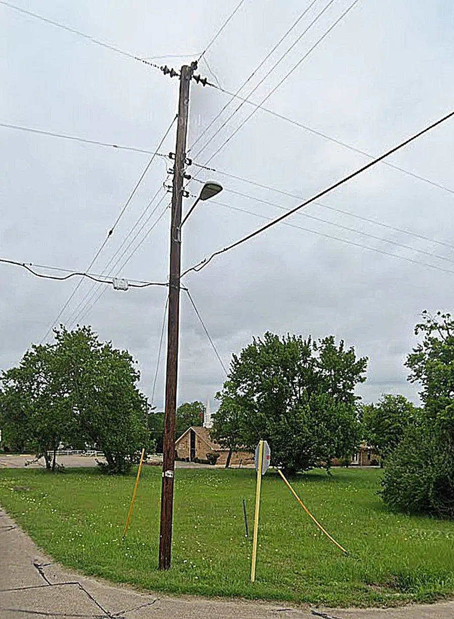 700 E Loggins Street, Ennis, TX 75119 - Image #3