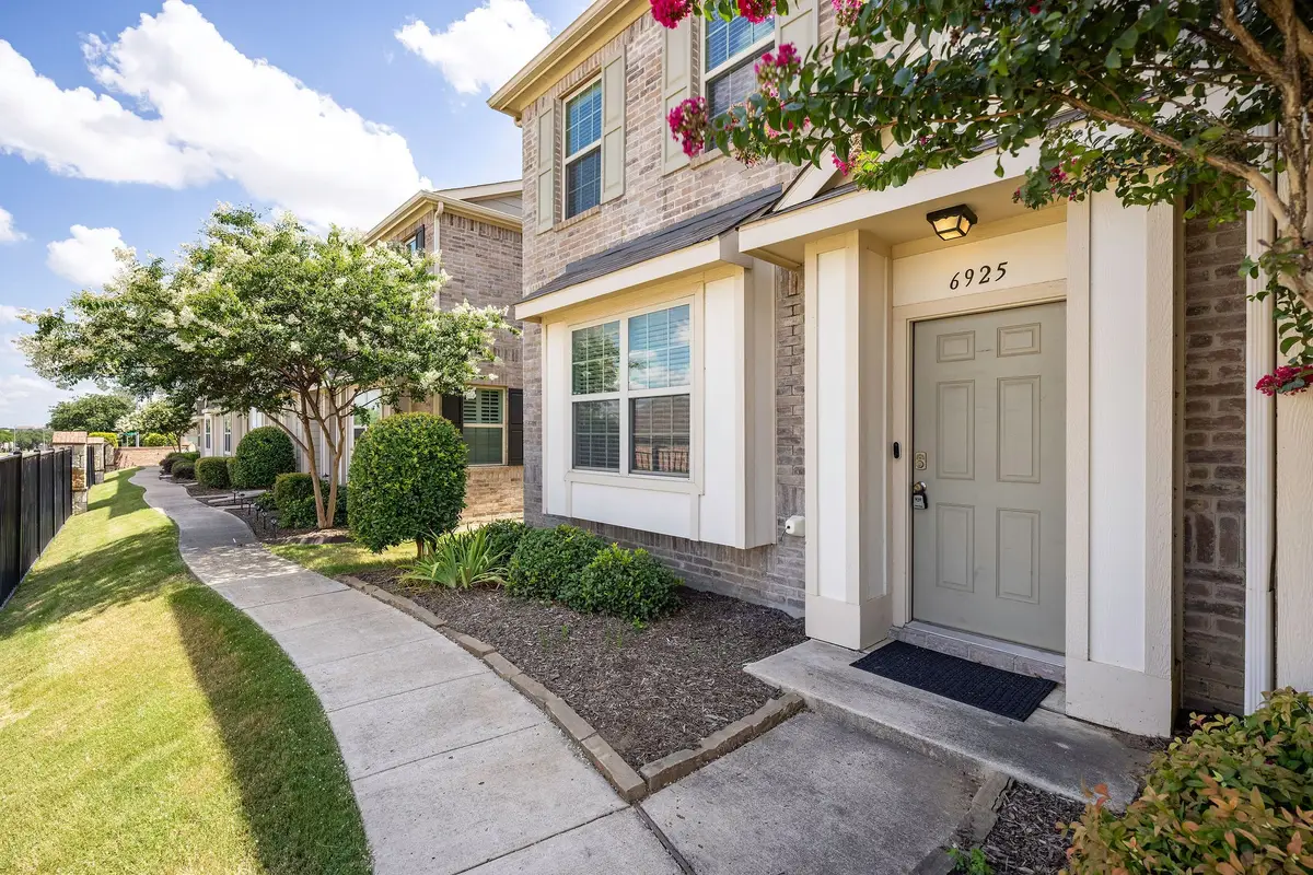 6925 Sandshell Boulevard, Fort Worth, TX 76137 - Image #1