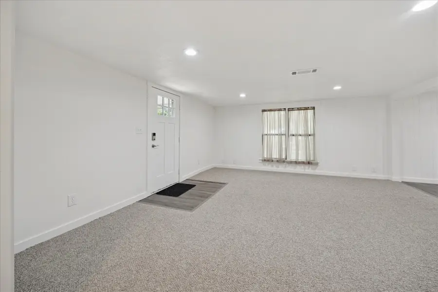 416 W 3rd Street, Justin, TX 76247 - Image #3