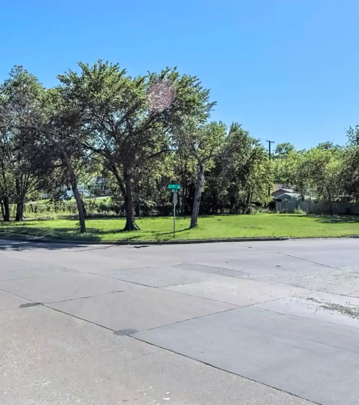 2605 Clinton Avenue, Fort Worth, TX 76164 - Image #1
