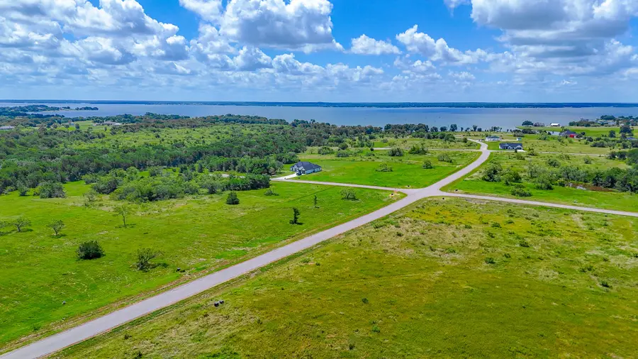 87 Stillwater Shores Drive, Corsicana, TX 75109 - Image #3