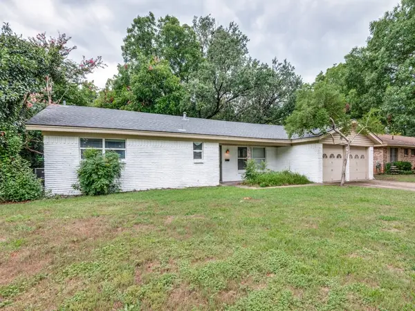 6909 Valhalla Road, Fort Worth, TX 76116