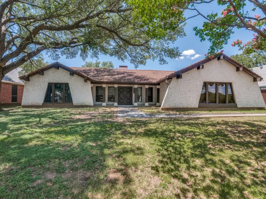 1425 Meyers Road, Irving, TX 75060 - Image #2