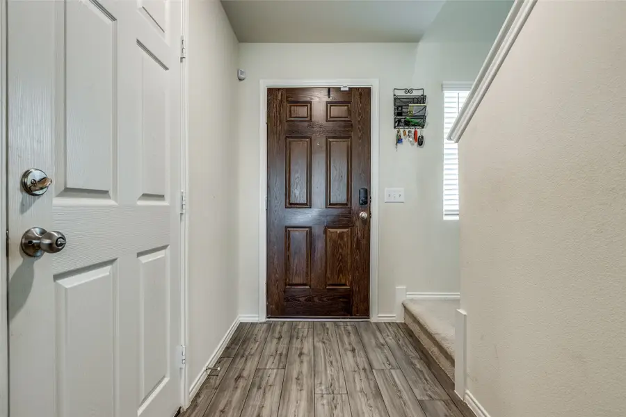 332 Glenwick Lane, Van Alstyne, TX 75495 - Image #2