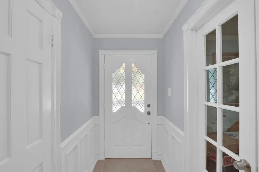 638 Arawe Circle E, Irving, TX 75060 - Image #2