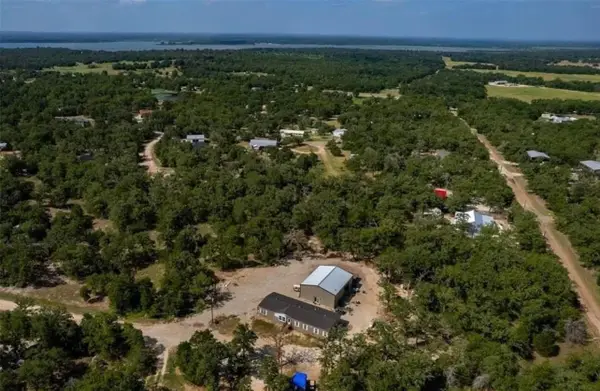 100 Patriots Place, Somerville, TX 77879