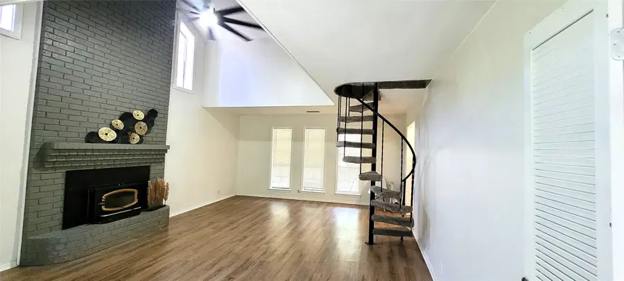 206 Sagebrush Lane, Waxahachie, TX 75165 - Image #2