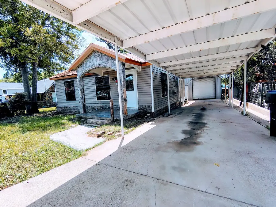 211 Watkins Street, Longview, TX 75604 - Image #3