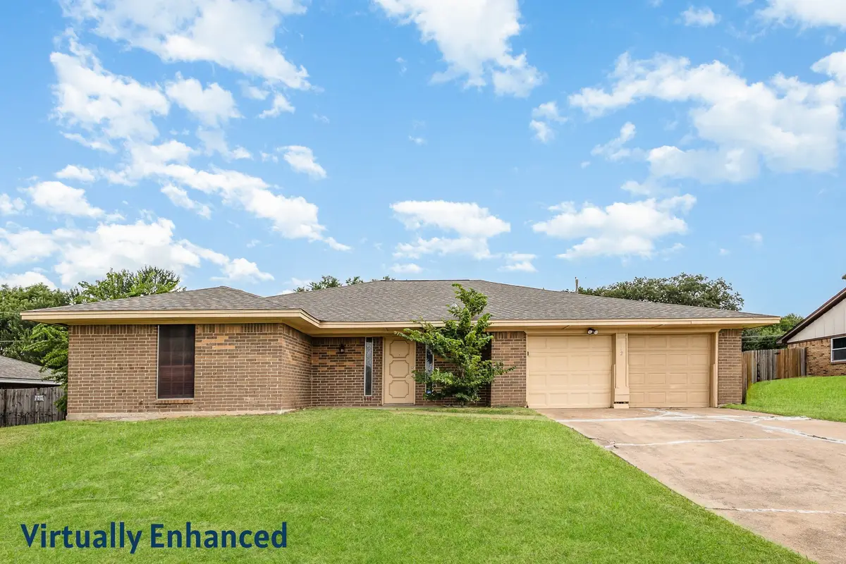712 Springhill Drive, Hurst, TX 76054 - Image #1