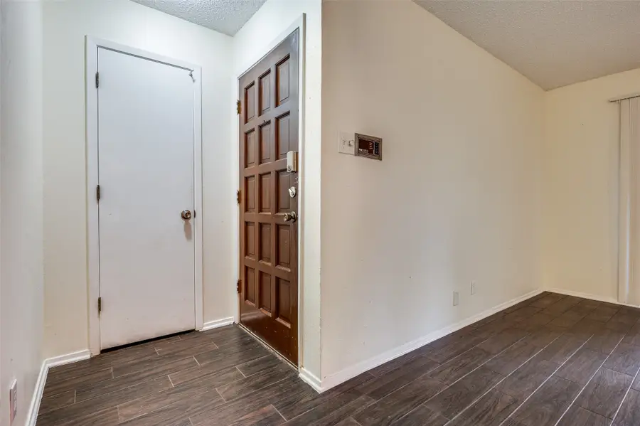 5200 Martel Avenue #11A, Dallas, TX 75206 - Image #2