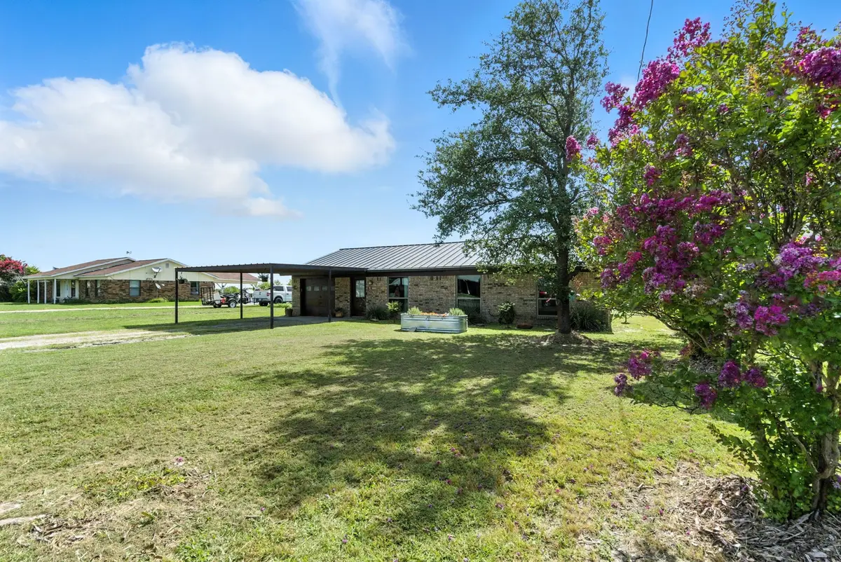 312 Green Acres Road, Weatherford, TX 76088 - Image #1