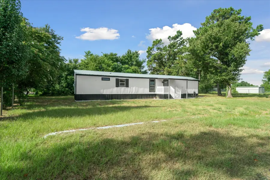 144 Superstar, Trinidad, TX 75163 - Image #2