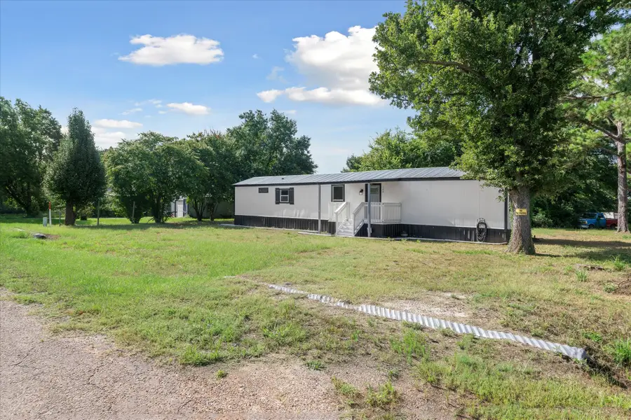 144 Superstar, Trinidad, TX 75163 - Image #3