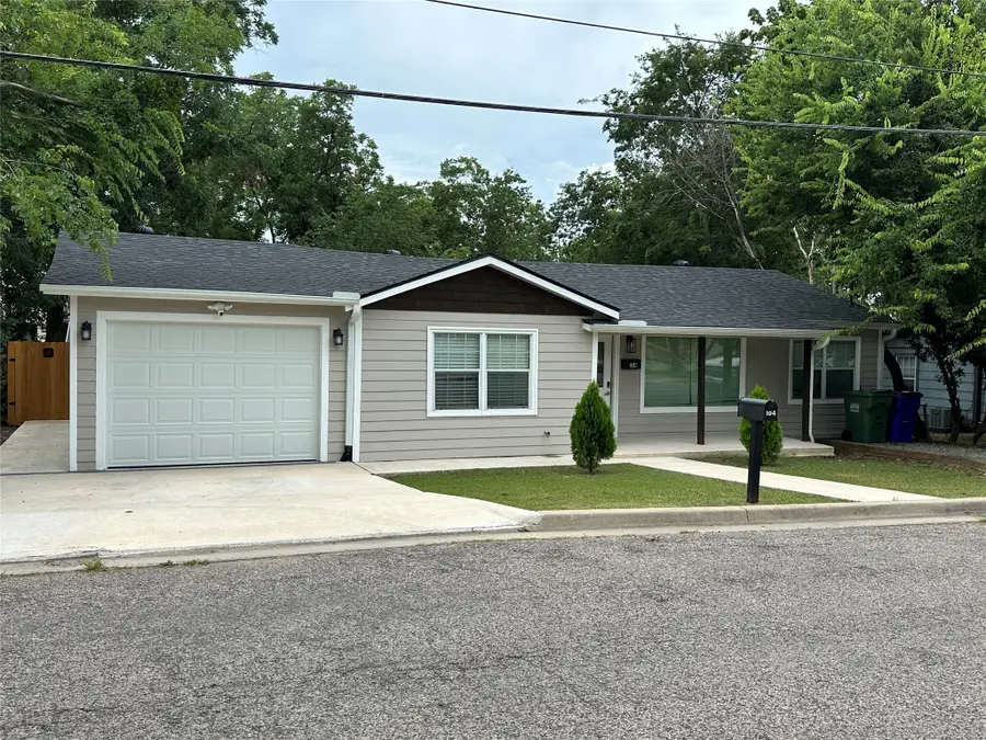 104 W South Street, Whitesboro, TX 76273 - Image #2