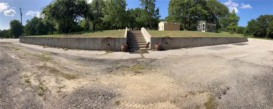 1341 Hildreth Pool Road, Bowie, TX 76230 - Image #2