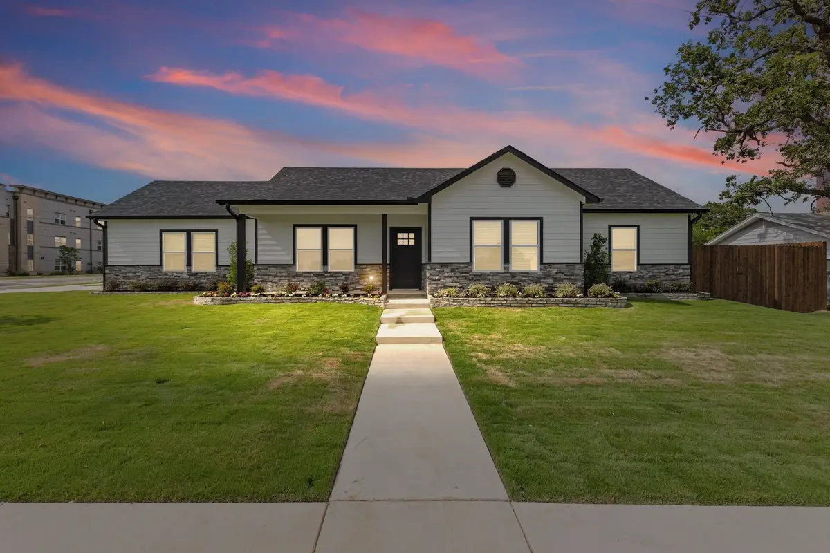 828 Bell Street, Sulphur Springs, TX 75482 - Image #1