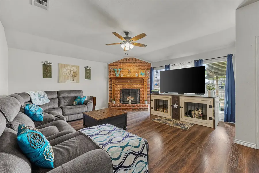 3220 Overstreet Lane, Royse City, TX 75189 - Image #3