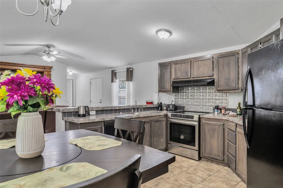 187 Hummingbird, Sadler, TX 76264 - Image #1