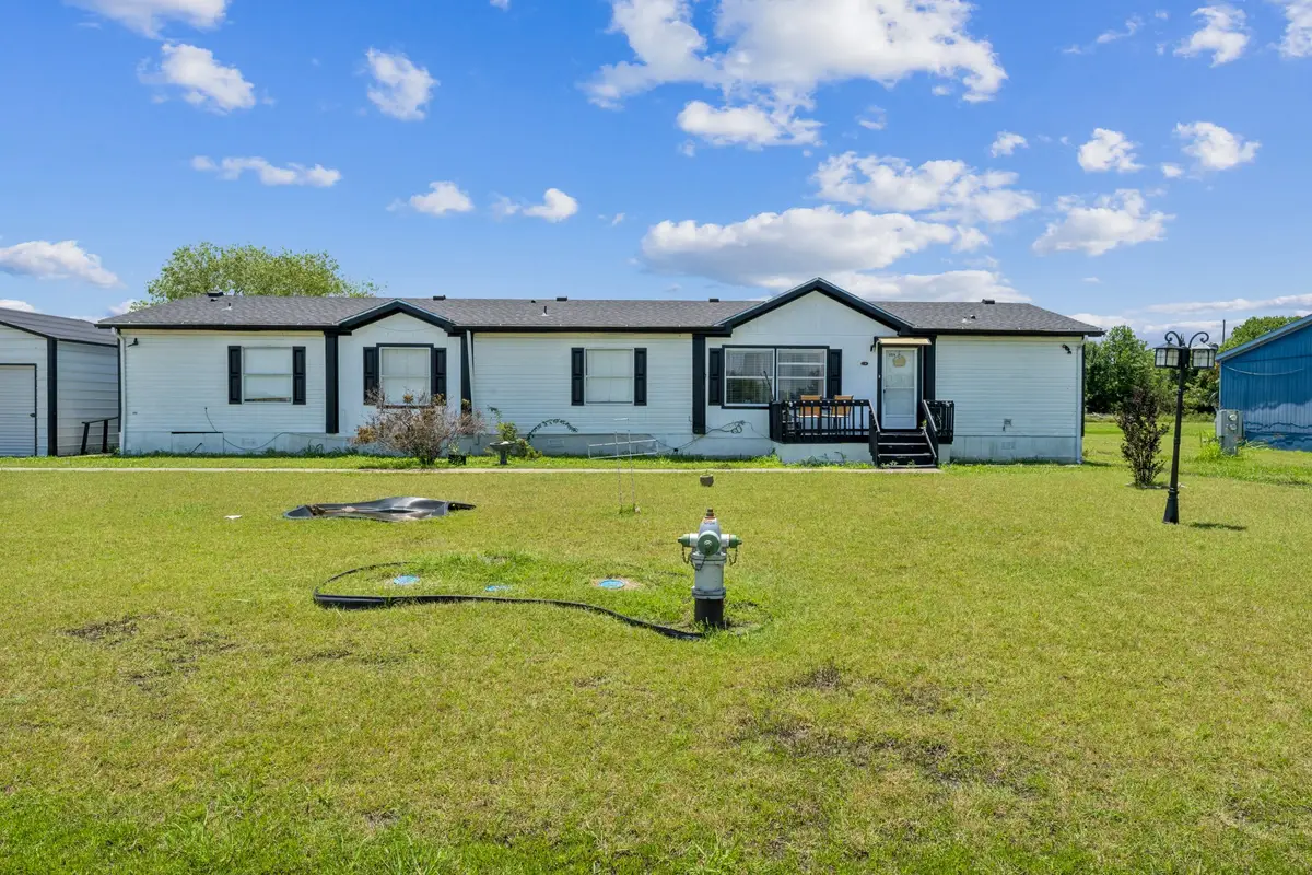 129 Eagle Ridge Drive, Waxahachie, TX 75165 - Image #1