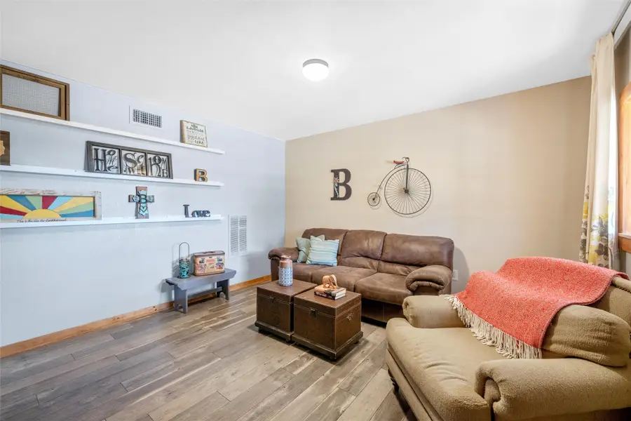 311 Cedar Ridge Drive, China Spring, TX 76633 - Image #3