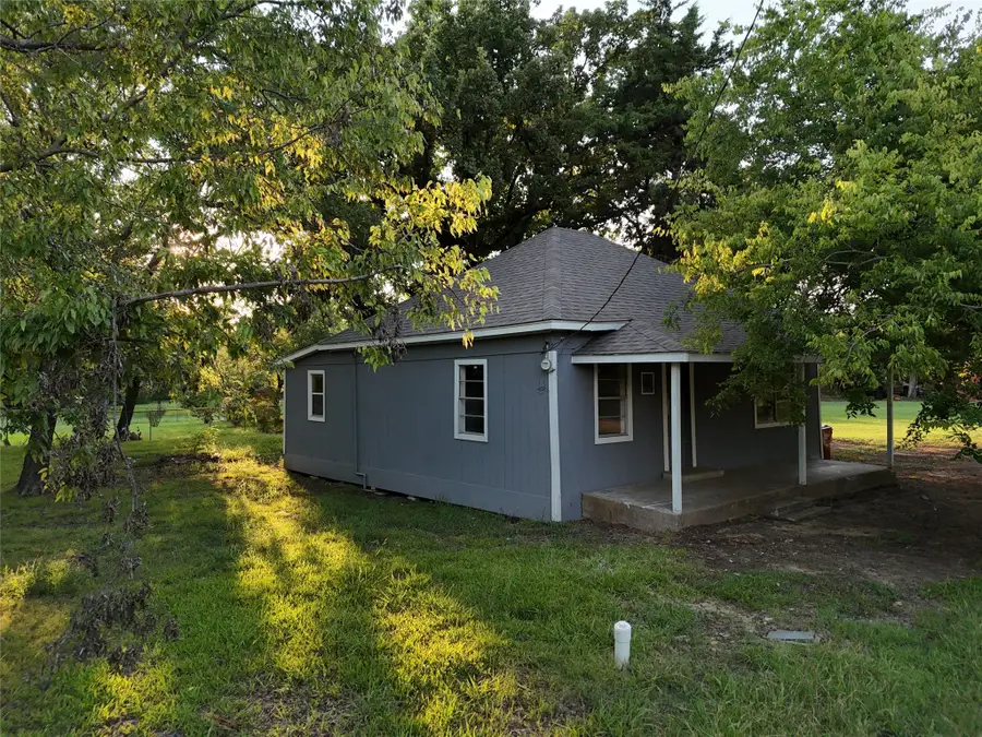 205 1st Street, Pecan Gap, TX 75469 - Image #2