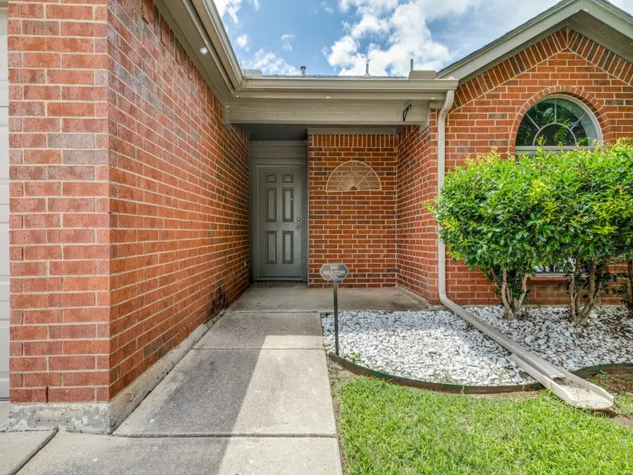 1213 Round Pen Run, Fort Worth, TX 76052 - Image #3