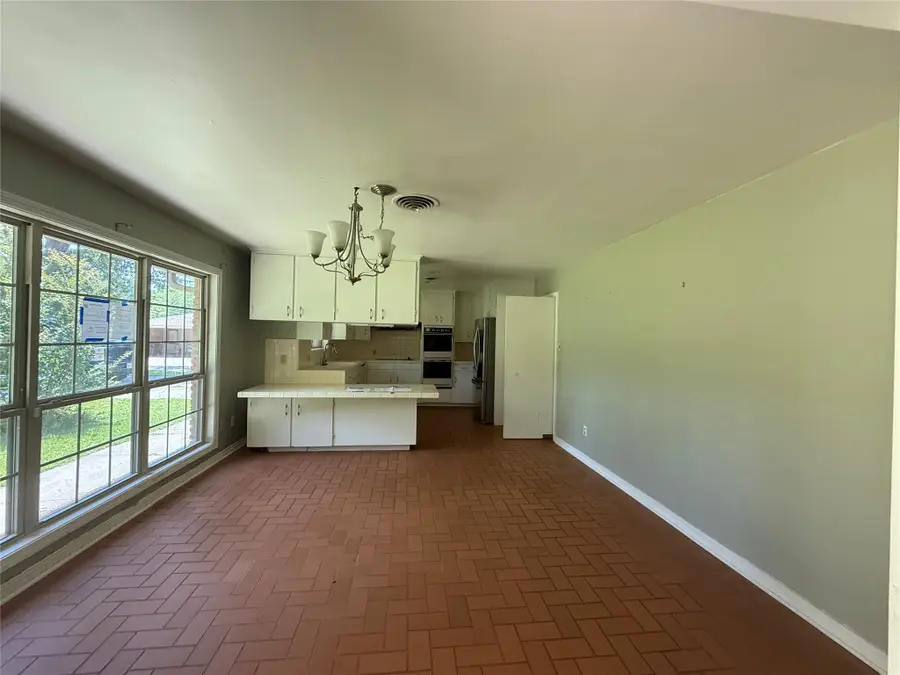 1705 Hyacinth Drive, Longview, TX 75601 - Image #3