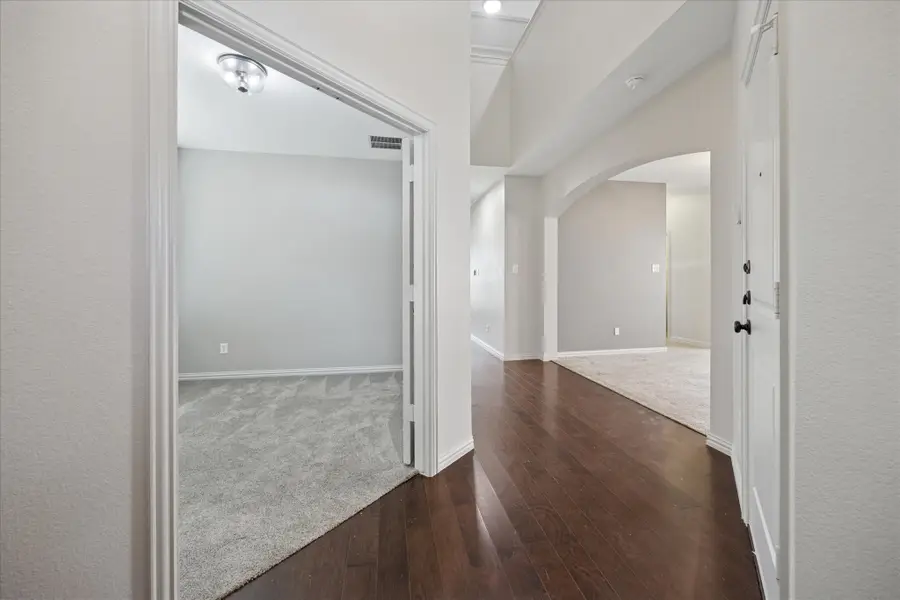 3020 Hereford Drive, Lewisville, TX 75056 - Image #3