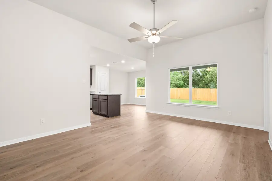 203 North Island Drive, Terrell, TX 75160 - Image #2