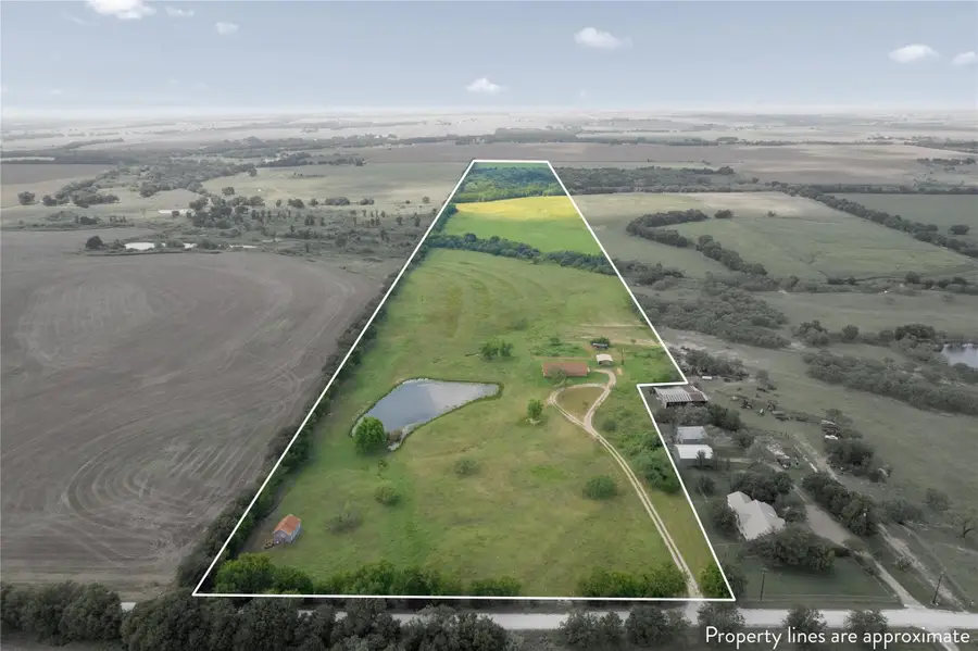 771 Hcr 2233, West, TX 76691 - Image #2